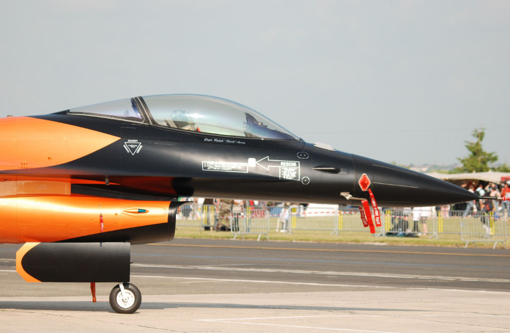 F-16 of the Royal Netherlands Air Force, Reims, France F-16 of the Royal Netherlands Air Force, Reims, France